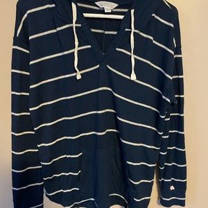 Market & Spruce long sleeve hooded sweater Size M Navy with white stripes